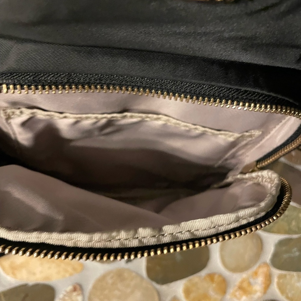 Tumi Cross Body Bag - Picture 4 of 16